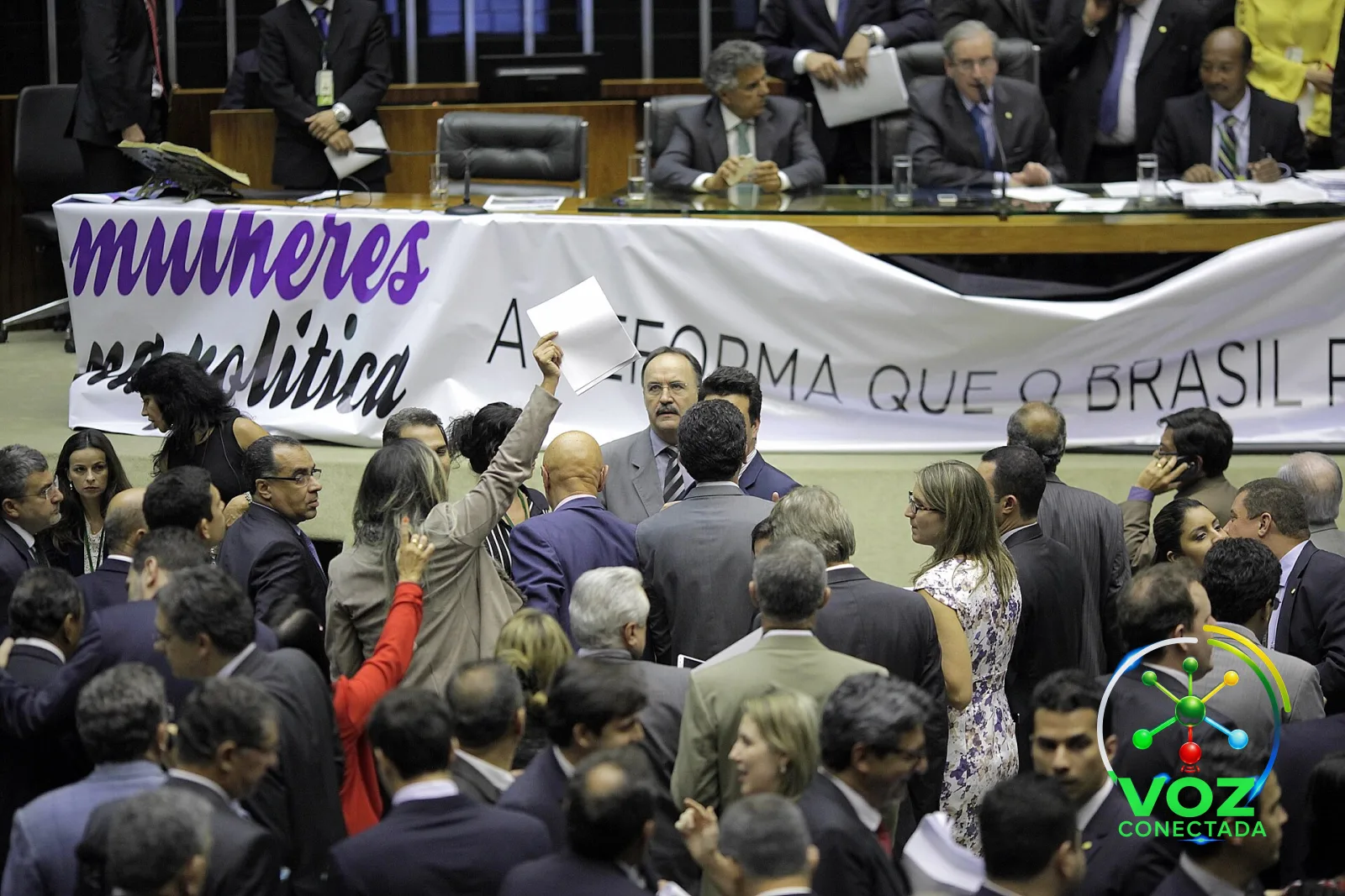 Nova votação da 6x1 na Câmara aumenta pressão sobre Alcolumbre no Senado