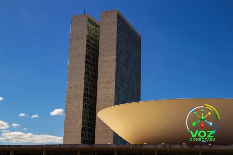 Lula veta aumento de deputados e joga a bola para o Congresso