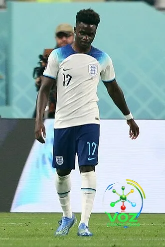 Inglaterra vence a França por 6 a 4 e fatura o bronze da Copa em jogo de 10 gols