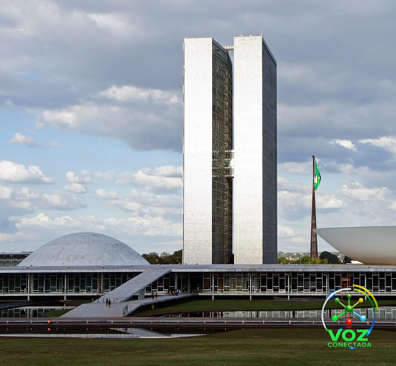 Congresso e STF voltam do recesso com 87 vetos e 32 medidas provisórias travados na pauta