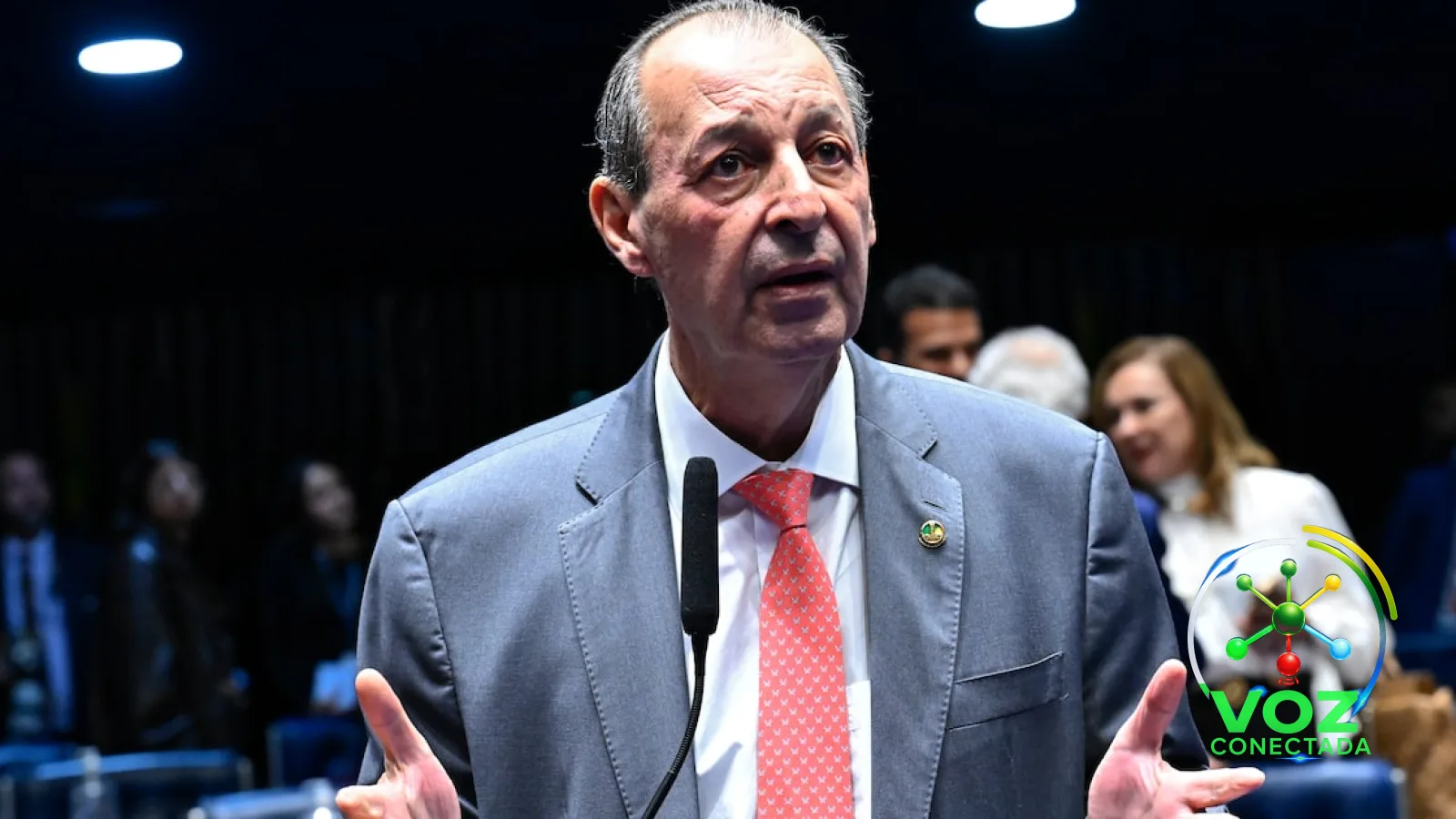Fim da escala 6x1 ganha tração no Senado, mas enfrenta resistência empresarial