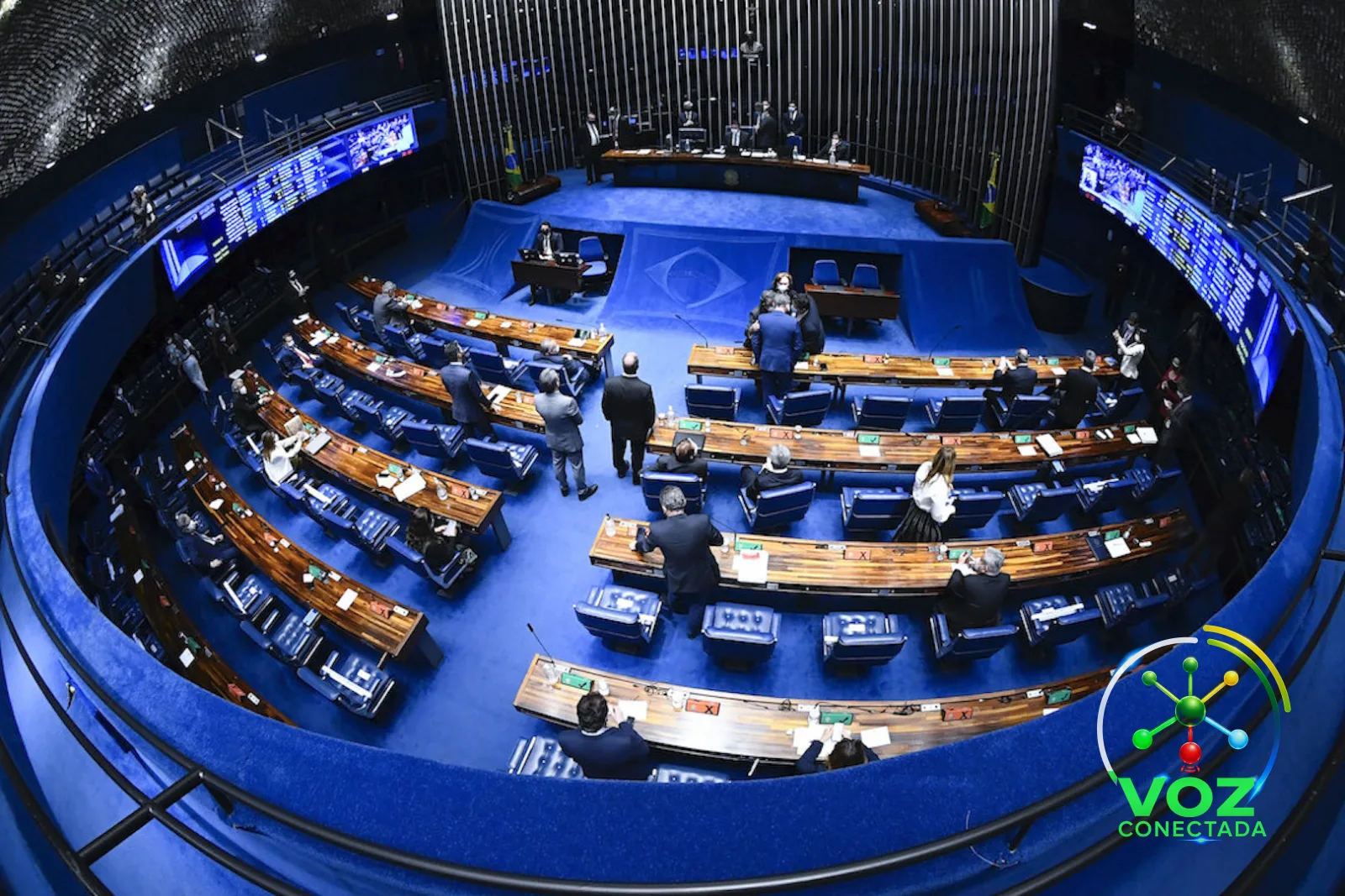 Senado destrava PEC do fim da 6×1 após sinal verde de Lula