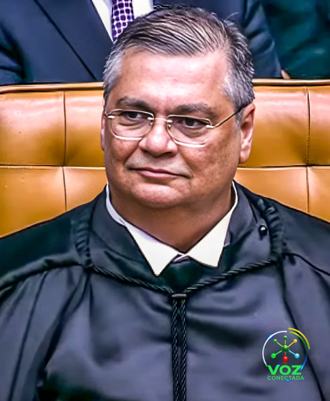 Dino e Moraes defendem rediscutir o diploma de jornalista e impor limite ao sigilo da fonte