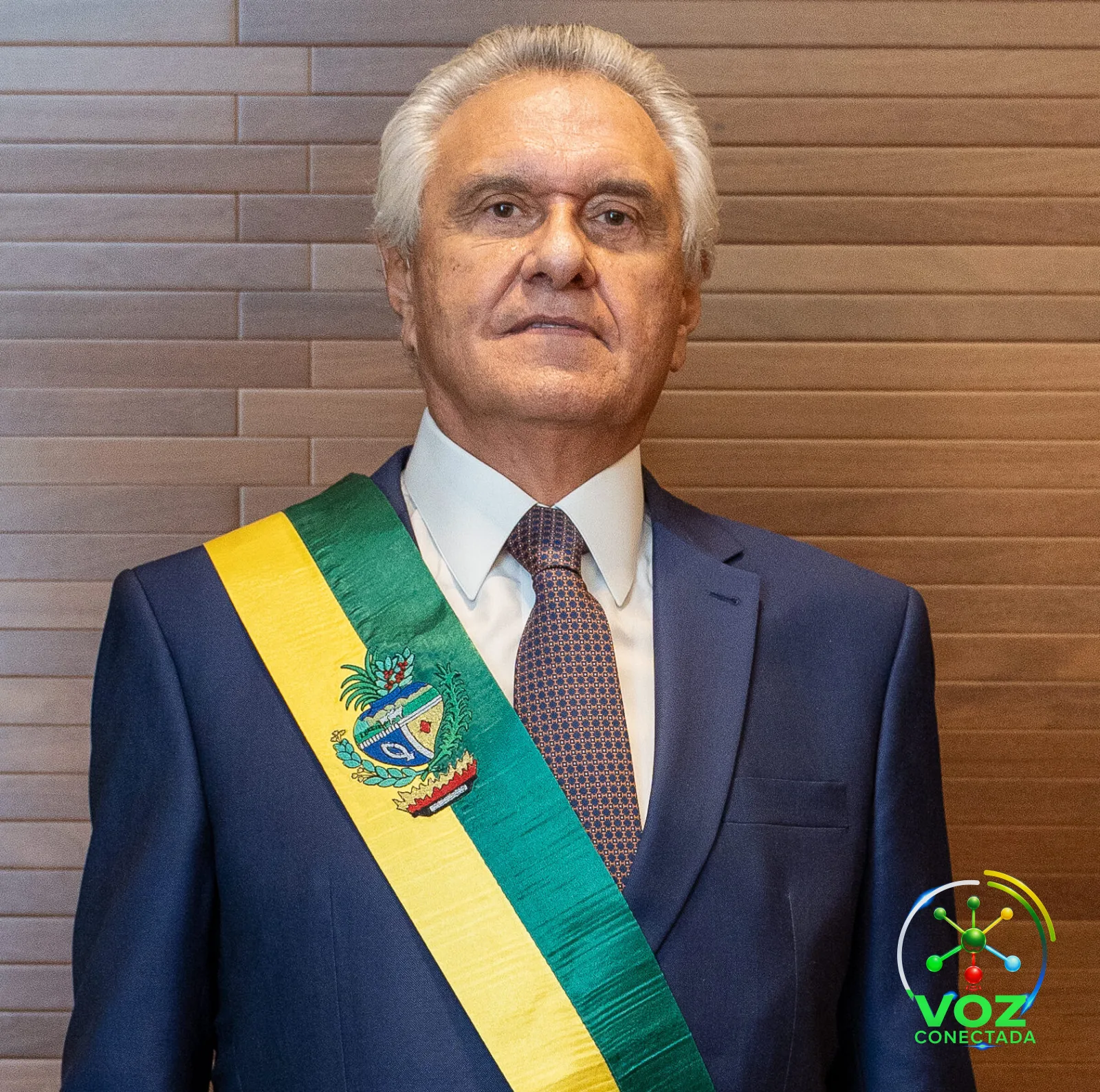 Púlpitos vazios: Lula e Flávio Bolsonaro faltam ao primeiro debate presidencial, e Zema desiste na véspera