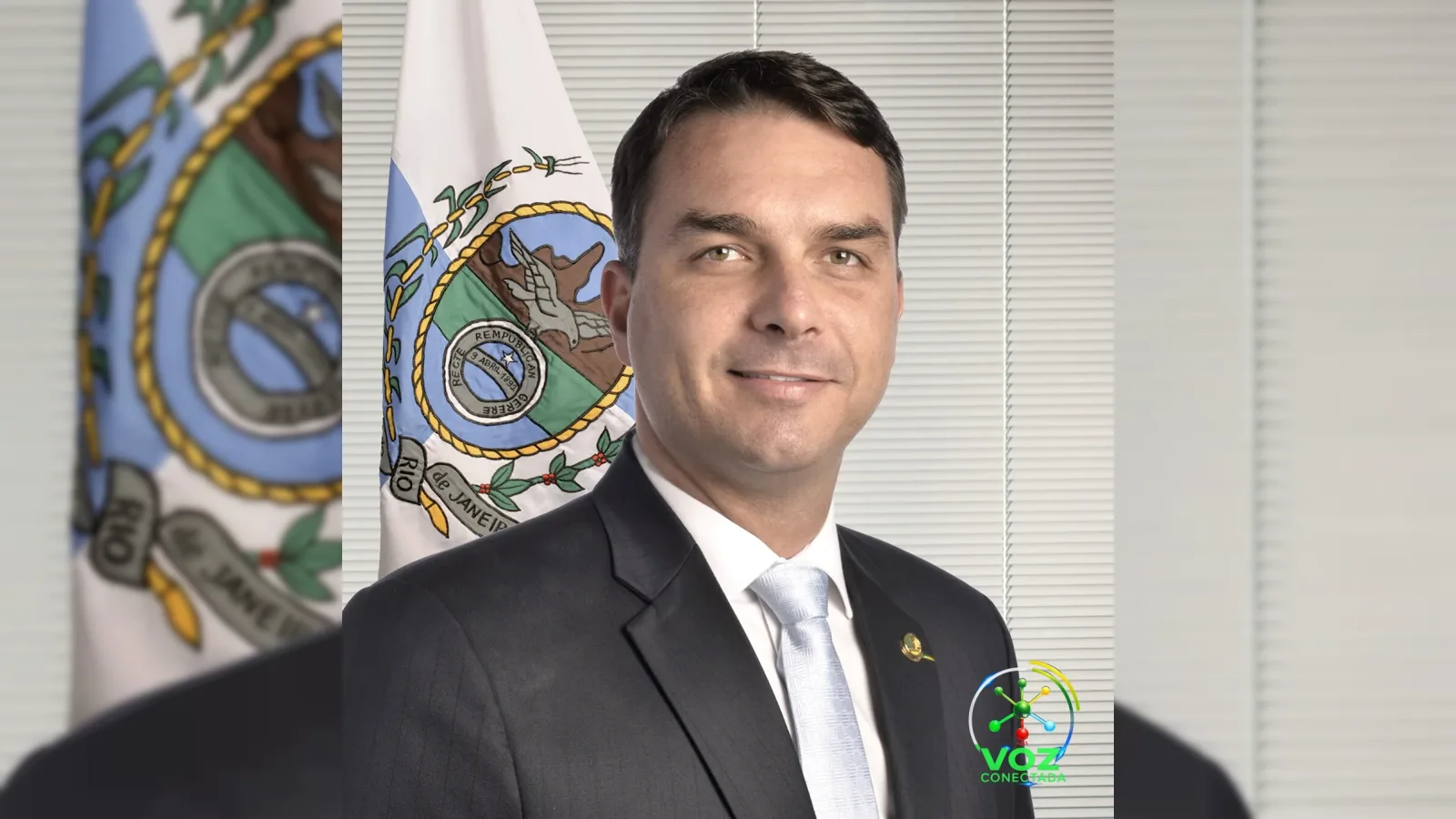 Flávio Bolsonaro fecha chapa só com o PL e anuncia Alfredo Gaspar como candidato a vice
