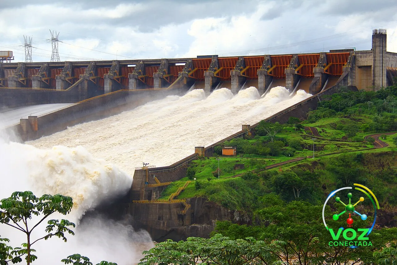 Itaipu fecha vertedouro após 26 dias, mas precisa reabrir a calha esquerda; Rio Paraná deve subir até 2,5 m em Foz